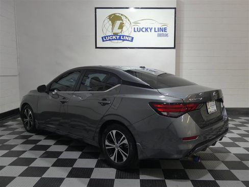 Used 2020 Nissan Sentra SV image 11