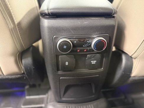 Used 2023 Ford Explorer Limited w/ Equipment Group 301A image 22