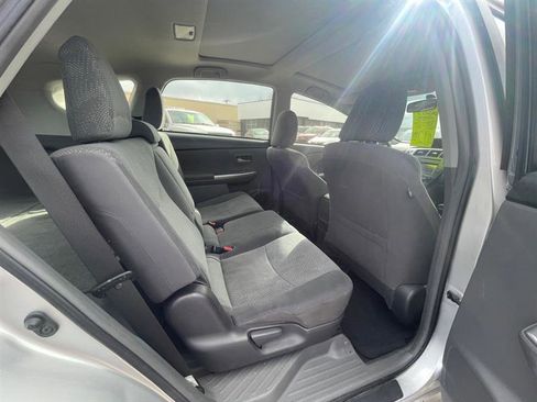 Used 2014 Toyota Prius V Three image 10
