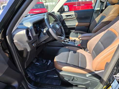 Used 2025 Ford Bronco Sport Outer Banks w/ Outer Banks Tech Package+ image 15