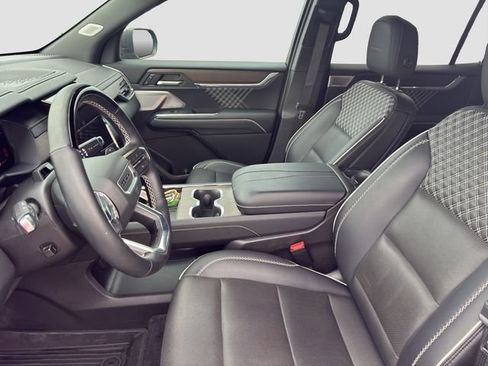 Used 2024 GMC Acadia Denali w/ Super Cruise Package AWD/4WD image 12