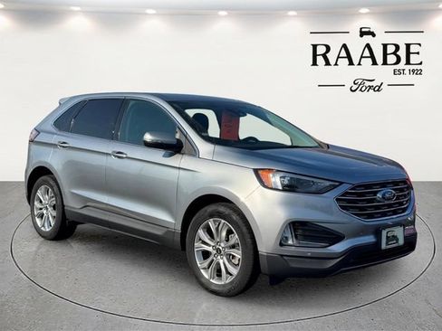Used 2024 Ford Edge Titanium AWD/4WD image 3