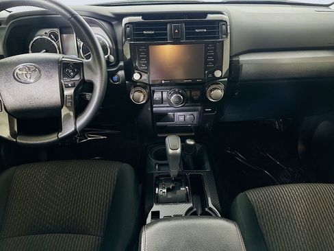 Used 2022 Toyota 4Runner TRD Off-Road AWD/4WD image 18