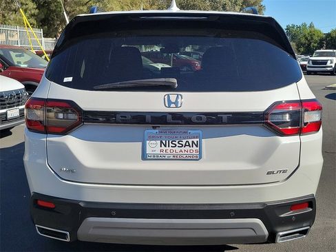 Used 2023 Honda Pilot Elite image 29