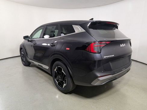 New 2026 Kia Sportage EX FWD image 5