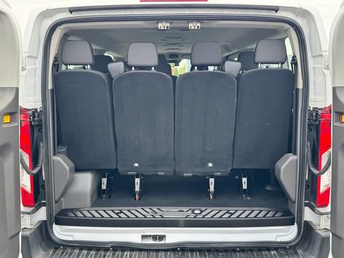 Used 2022 Ford Transit 350 XLT RWD image 16
