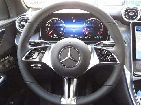 New 2026 Mercedes-Benz GLC 300 4MATIC image 25