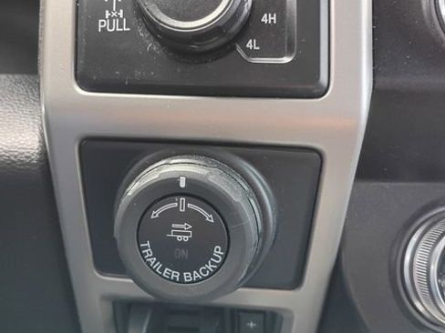Used 2020 Ford F150 Lariat w/ Equipment Group 502A Luxury AWD/4WD image 15