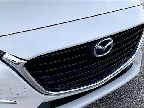 Used 2017 MAZDA MAZDA3 Grand Touring image 34