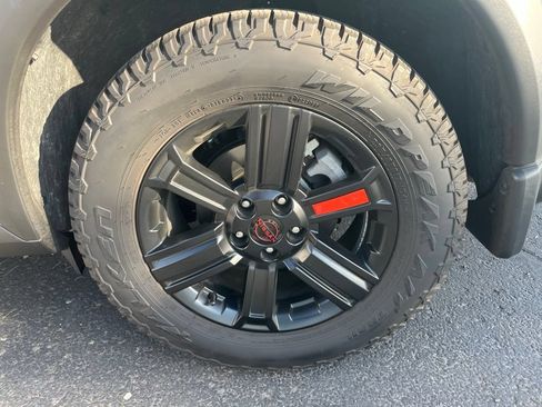 Certified 2026 Nissan Rogue SV AWD/4WD image 6