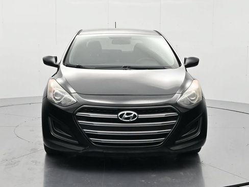Used 2016 Hyundai Elantra GT FWD image 2
