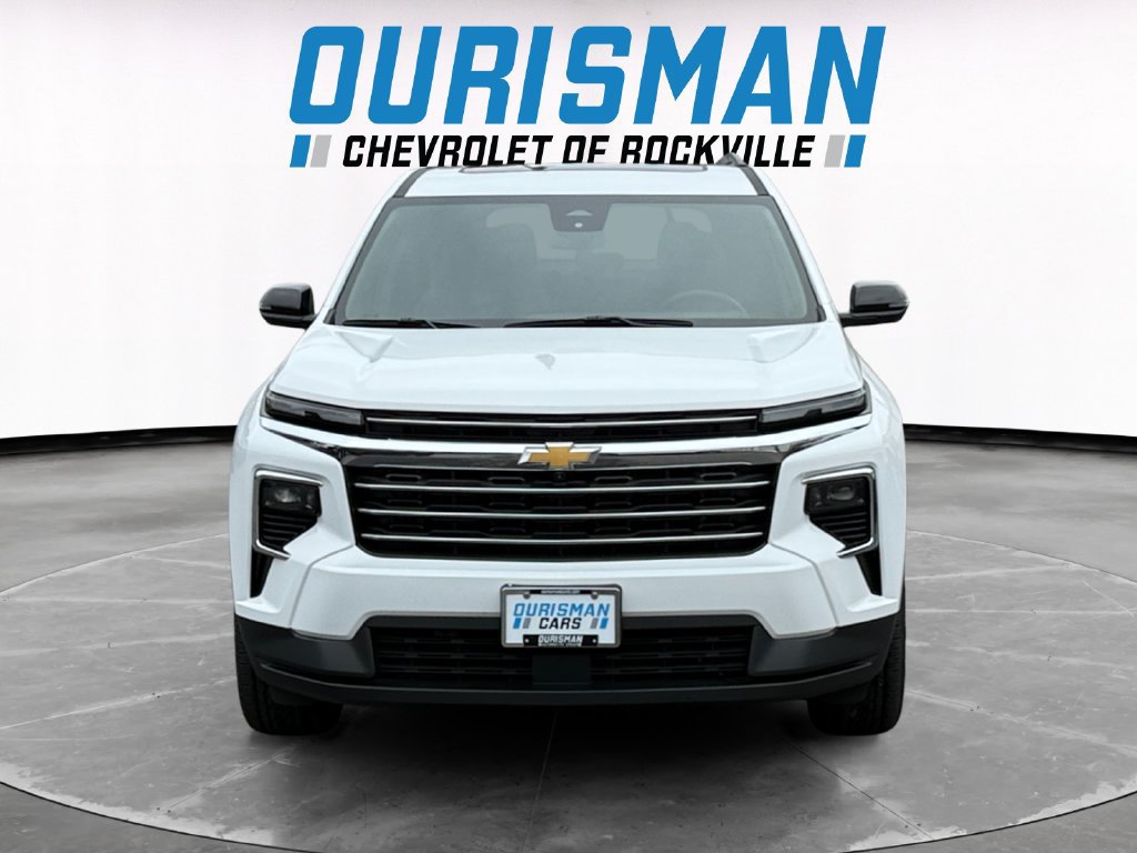 Used 2025 Chevrolet Traverse LT w/ Sun and Wheel Package AWD/4WD image 8