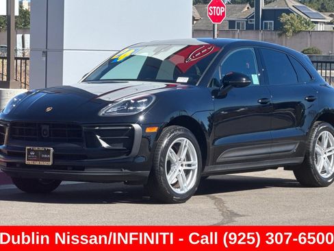 Used 2024 Porsche Macan Turbo AWD/4WD image 8