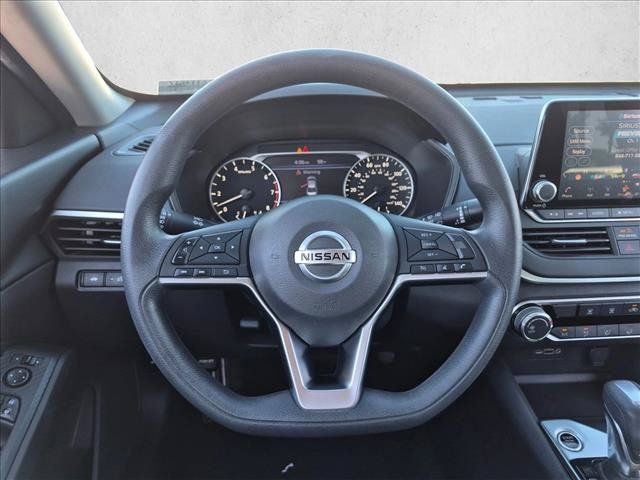 Used 2020 Nissan Altima 2.5 S FWD image 12