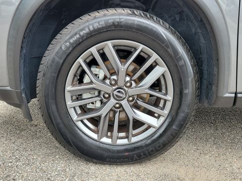 Certified 2023 Nissan Rogue S FWD image 10
