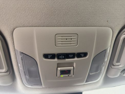 Used 2022 Toyota Corolla LE FWD image 27