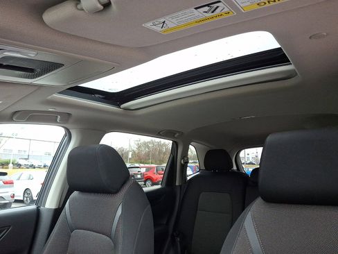 Used 2024 Honda CR-V EX image 15