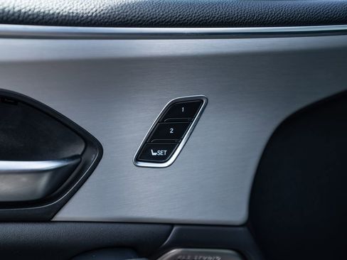 Certified 2025 Acura TLX w/ Technology Package image 26