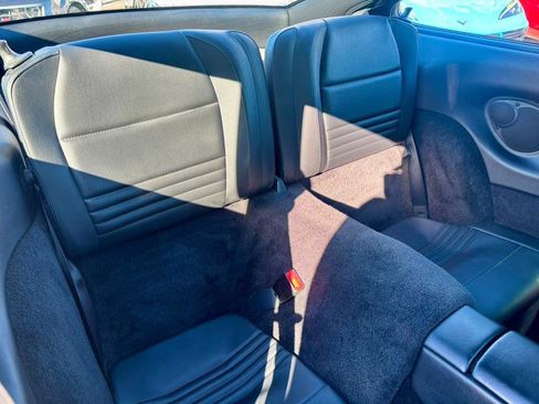 Used 2001 Porsche 911 Carrera 4 image 14