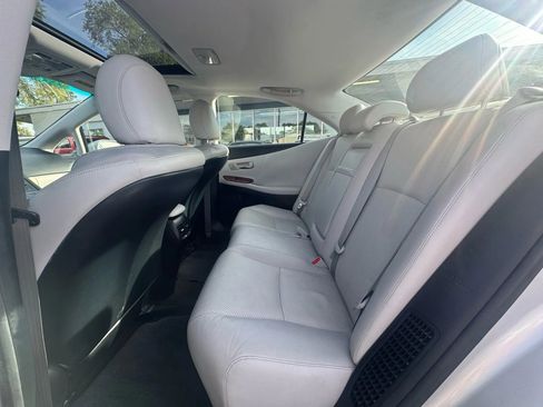 Used 2010 Lexus HS 250h Premium image 12