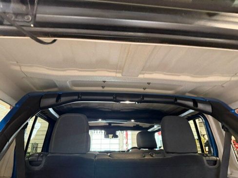 Used 2024 Jeep Wrangler Unlimited Sport AWD/4WD image 30