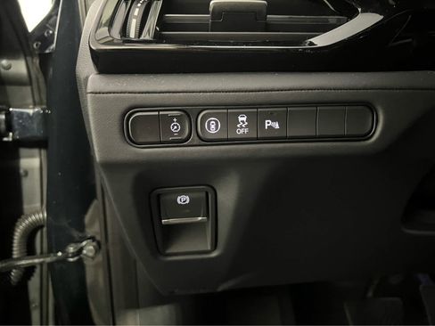 Certified 2023 Acura MDX w/Technology Package image 18