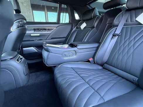 Used 2024 Genesis G90 3.5T image 23