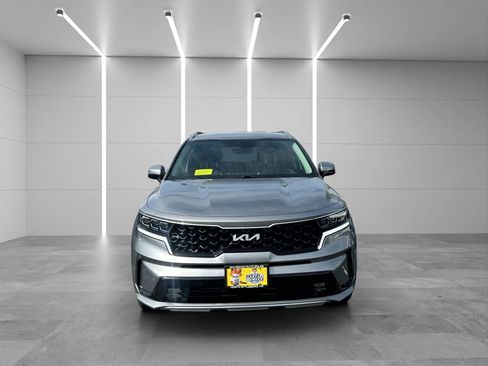 Used 2022 Kia Sorento SX image 2