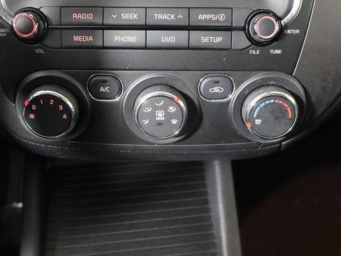 Used 2018 Kia Forte LX w/ LX Popular Package image 39