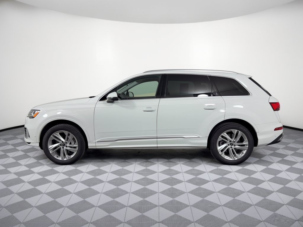Used 2021 Audi Q7 2.0T Premium w/ Convenience Package AWD/4WD image 2