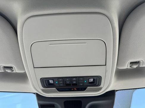 Used 2025 Ford Expedition Platinum AWD/4WD image 82
