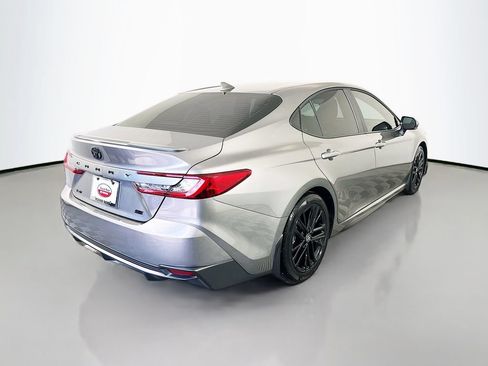 Certified 2026 Toyota Camry SE w/ Convenience Package FWD image 5