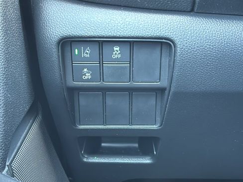 Used 2017 Honda CR-V EX image 29