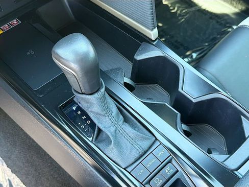 Used 2025 Toyota Camry SE FWD image 26