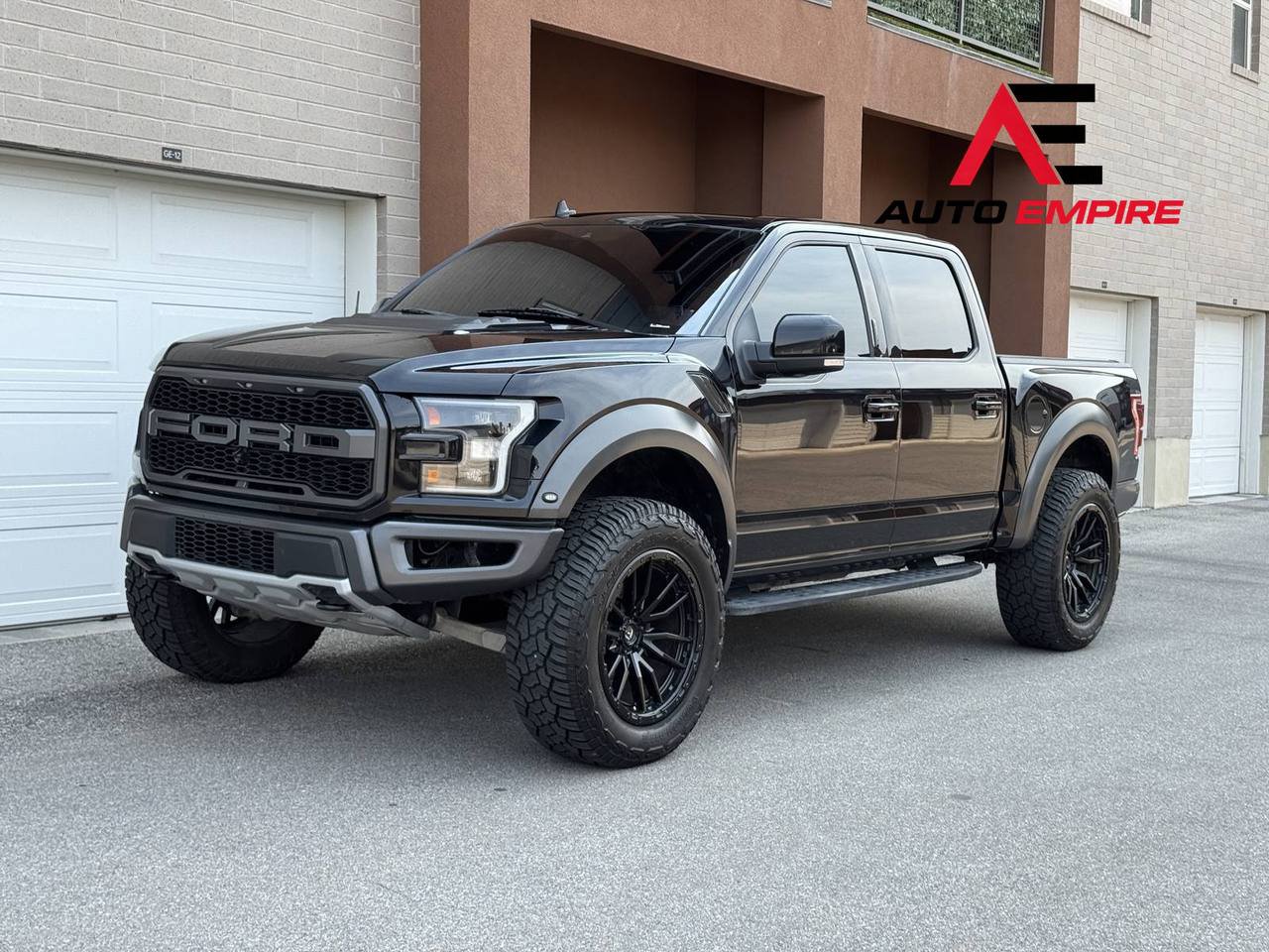 Used 2020 Ford F150 Raptor w/ Equipment Group 802A Luxury AWD/4WD image 1