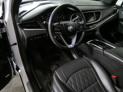 Used 2024 Buick Enclave Avenir image 14