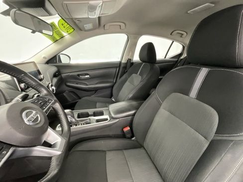 Used 2022 Nissan Sentra SV image 6