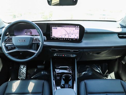 New 2026 Audi Q3 quattro 2.0T AWD/4WD image 16