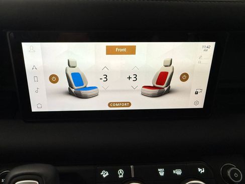 Certified 2024 Land Rover Defender 110 X-Dynamic SE image 24