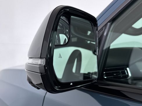 New 2026 Jeep Grand Wagoneer Limited AWD/4WD image 31