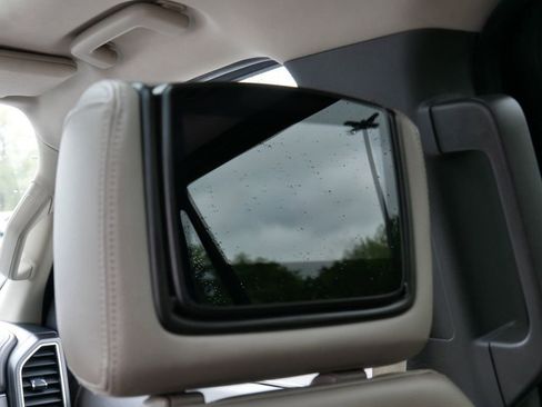 Used 2018 Ford Expedition Limited AWD/4WD image 15