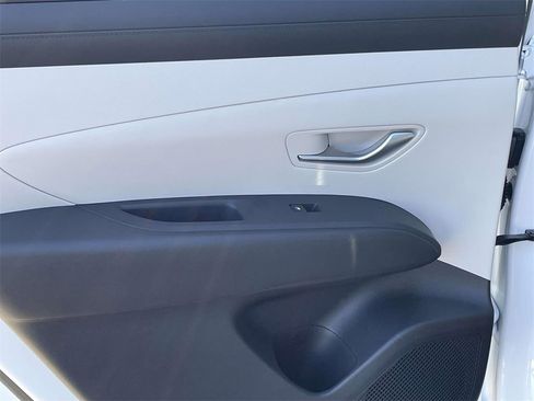 New 2026 Hyundai Tucson SEL image 10