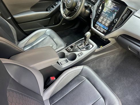 Used 2024 Subaru Crosstrek 2.5i Limited w/ Crosstrek Mirror Package AWD/4WD image 16