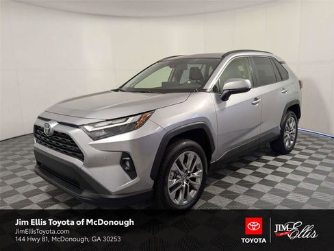 Used 2025 Toyota RAV4 XLE Premium w/ Weather Package image 1