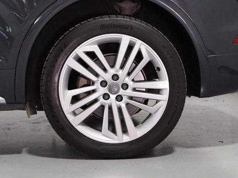 Used 2019 Audi Q5 Premium Plus w/ Premium Plus Package image 40