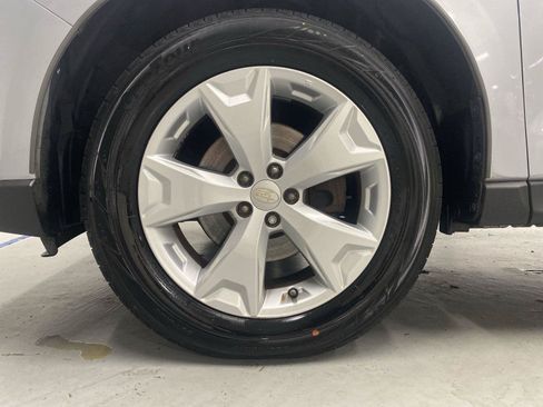 Used 2015 Subaru Forester 2.5i Limited AWD/4WD image 23