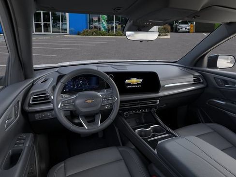 New 2026 Chevrolet Traverse LT w/ Driver Confidence Package FWD image 15
