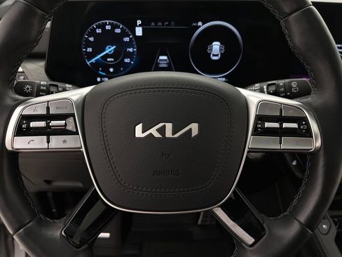 Used 2024 Kia Telluride SX Prestige X-Pro AWD/4WD image 17