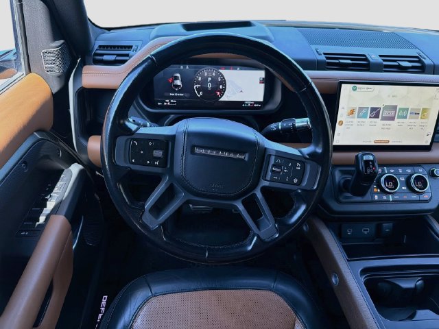 Used 2022 Land Rover Defender 110 X AWD/4WD image 21