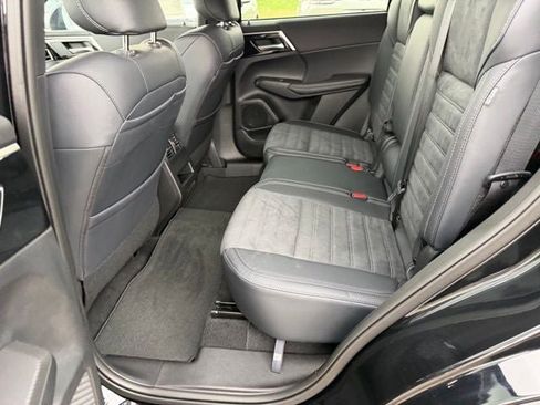 New 2026 Nissan Rogue SL AWD/4WD image 12